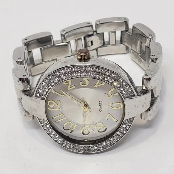 Chicos Womens Silver Tone Rhinestone Watch Quartz Round Face Chunky New Battery - Picture 3 of 6